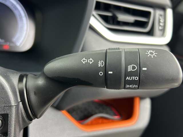 トヨタ ＲＡＶ４ ハイブリッド アドベンチャー 埼玉県 2023(令5)年 2.9万km アーバンカーキ 純正ナビ付ディスプレイオーディオ/（BT/AM/FM/miracast）/全方位カメラ/トヨタセーフティセンス/・レーダークルーズコントロール/・オートハイビーム/・衝突軽減システム/・レーントレーシングアシスト/メモリ付きパワーシート/シートヒーター/エアシート/ハンドルヒーター/BSM/ビルトインETC2.0/AC100V/デジタルインナーミラー/純正アルミホイール/純正フロアマット/フォグランプ