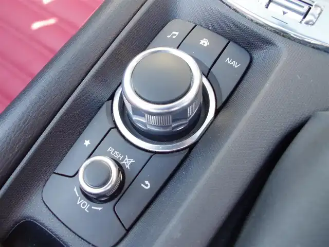 アバルト １２４ スパイダー 埼玉県 2017(平29)年 4.1万km パール レッド/ブラックレザーシート/オートクルーズコントロール/レザーパッケージ/ナビゲーションパッケージ/パークセンサー/バックカメラ/メーカーオプションナビ/フルセグTV/Bluetooth/シートヒーター