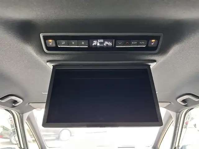 トヨタ ヴォクシー ハイブリッド S－Z 宮城県 2023(令5)年 4.9万km ホワイトパールクリスタルシャイン 快適利便パッケージHigh/・ハンズフリーパワースライドドア（運転席側/助手席側）/・パワーバックドア/・ナノイーX/・ステアリングヒーター/・シートヒーター（2列目左右）/・オットマン（2列目左右）/・角度調整付アームレスト（2列目左右）/ブラインドスポットモニター/＋安心降車アシスト/＋アドバンストドライブ/＋緊急時操舵支援/＋フロントクロストラフィックアラート/＋レーンチェンジアシスト/＋パーキングサポートブレーキ/ドライビングサポートパッケージ/・カラーヘッドアップディスプレイ/・デジタルインナーミラー/＝＝＝/セーフティセンス/・プリクラッシュセーフティ/・レーントレーシングアシスト/・レーダークルーズコントロール/・オートマチックハイビーム/・ロードサインアシスト/・ドライバー異常時対応システム/・プロアクティブドライビングアシスト/・発進遅れ告知機能/パーキングサポートブレーキ/8インチディスプレイオーディオ/バックカメラ/ETC/ドライブレコーダー/AC100V/1500W/シートヒーター