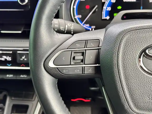 トヨタ ヴォクシー ハイブリッド S－Z 宮城県 2023(令5)年 4.9万km ホワイトパールクリスタルシャイン 快適利便パッケージHigh/・ハンズフリーパワースライドドア（運転席側/助手席側）/・パワーバックドア/・ナノイーX/・ステアリングヒーター/・シートヒーター（2列目左右）/・オットマン（2列目左右）/・角度調整付アームレスト（2列目左右）/ブラインドスポットモニター/＋安心降車アシスト/＋アドバンストドライブ/＋緊急時操舵支援/＋フロントクロストラフィックアラート/＋レーンチェンジアシスト/＋パーキングサポートブレーキ/ドライビングサポートパッケージ/・カラーヘッドアップディスプレイ/・デジタルインナーミラー/＝＝＝/セーフティセンス/・プリクラッシュセーフティ/・レーントレーシングアシスト/・レーダークルーズコントロール/・オートマチックハイビーム/・ロードサインアシスト/・ドライバー異常時対応システム/・プロアクティブドライビングアシスト/・発進遅れ告知機能/パーキングサポートブレーキ/8インチディスプレイオーディオ/バックカメラ/ETC/ドライブレコーダー/AC100V/1500W/シートヒーター