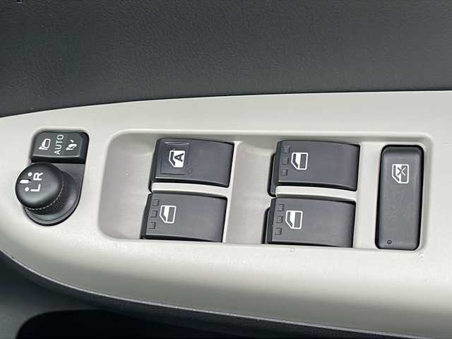 トヨタ パッソ モーダ　Gパッケージ 福島県 2016(平28)年 8.4万km ダークエメラルドマイカ ４WD ナビ フルセグTV　Bluetooth バックカメラ 衝突軽減ブレーキ ETC　横滑り防止装置 純正アルミホイール オートライト ドアバイザー フォグランプ フロアマット スマートキー