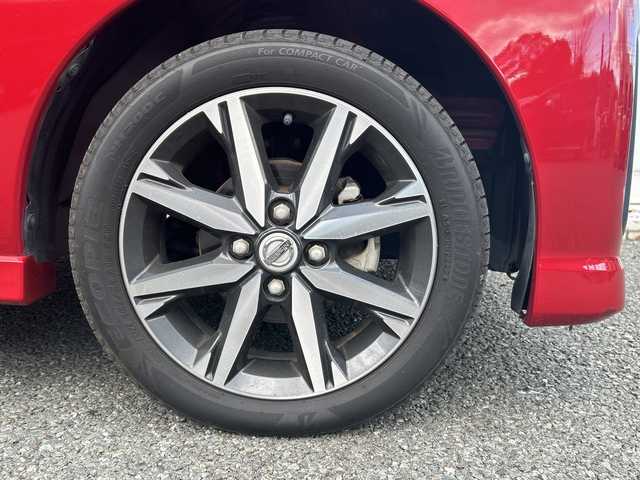 日産 デイズ ルークス ハイウェイスター Gターボ 福岡県 2018(平30)年 9.1万km スパークリングレッドM 純正7インチナビ/（TV/Bluetooth/AM/FM/SD/CD/DVD）/アラウンドビューモニター/両側パワースライドドア/純正15インチアルミホイール/純正フロアマット/オートライト/オートハイビーム/LEDヘッドライト/フォグランプ/衝突軽減ブレーキ/プッシュスタート/スマートキー/スペアキー