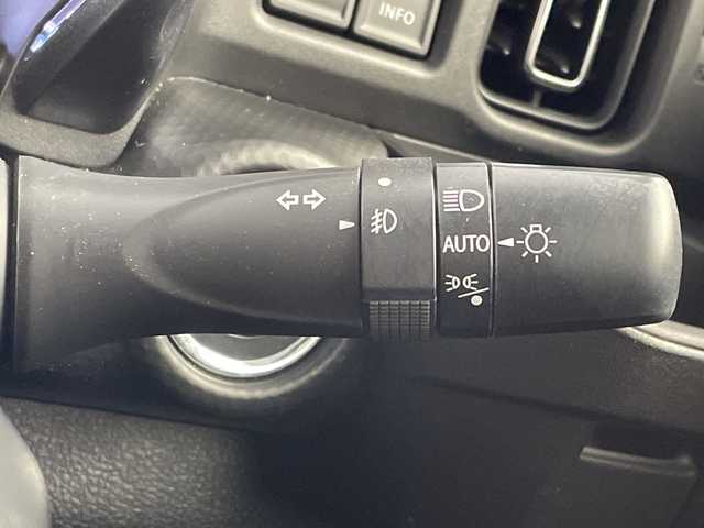 スズキ ハスラー Jスタイル 岐阜県 2022(令4)年 1.5万km ブルーイッシュブラックパール デュアルカメラブレーキサポート/Panasonic7インチナビ/（CD/DVD/Bluetooth/フルセグ/SD）/全方位カメラ/前席シートヒーター/前方ドライブレコーダー/ETC/ステアリングスイッチ/オートLEDライト/電動格納ミラー/スマートキー/純正フロアマット