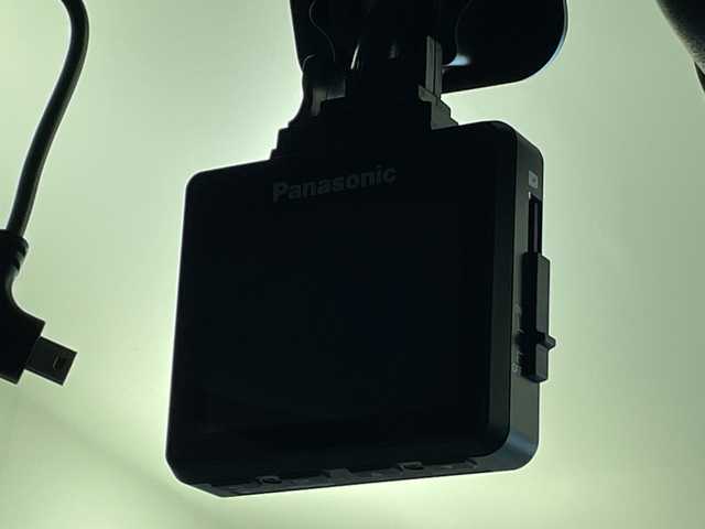 スズキ ハスラー Jスタイル 岐阜県 2022(令4)年 1.5万km ブルーイッシュブラックパール デュアルカメラブレーキサポート/Panasonic7インチナビ/（CD/DVD/Bluetooth/フルセグ/SD）/全方位カメラ/前席シートヒーター/前方ドライブレコーダー/ETC/ステアリングスイッチ/オートLEDライト/電動格納ミラー/スマートキー/純正フロアマット