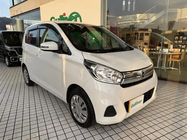 日産 デイズ X 京都府 2018(平30)年 5.9万km ホワイトパール ワンオーナー車/エマジェンシーブレーキ/踏み間違い衝突防止アシスト/アラウンドビューモニター/アイドリングストップ/ETC/純正CDデッキ/保証書/取扱説明書