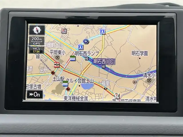 レクサス ＣＴ 200h バージョンC 兵庫県 2015(平27)年 5.5万km ソニッククォーツ ワンオーナー/純正SDナビ/フルセグTV/【CD/DVD/SD/Bluetooth/USB/AUX】/バックカメラ/ビルトインETC/ドライブレコーダー/パドルシフト/オートライト/D/N席パワーシート/D/N席シートヒーター/205/55R16インチ純正AW/プッシュスタート/スマートキー/スペアキー/純正フロアマット