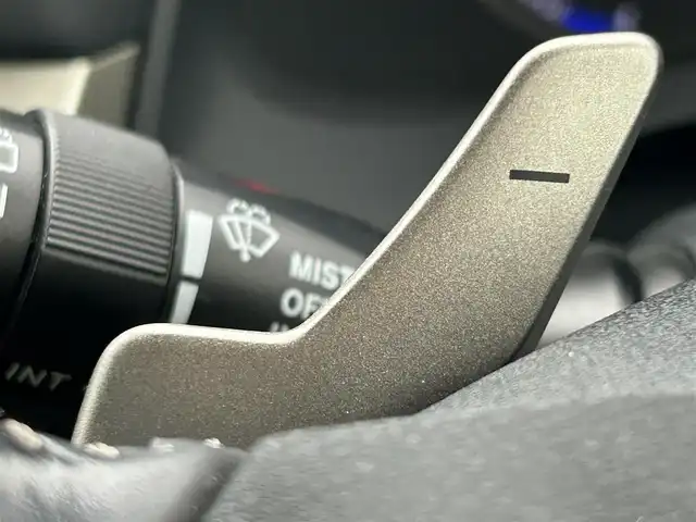 レクサス ＣＴ 200h バージョンC 兵庫県 2015(平27)年 5.5万km ソニッククォーツ ワンオーナー/純正SDナビ/フルセグTV/【CD/DVD/SD/Bluetooth/USB/AUX】/バックカメラ/ビルトインETC/ドライブレコーダー/パドルシフト/オートライト/D/N席パワーシート/D/N席シートヒーター/205/55R16インチ純正AW/プッシュスタート/スマートキー/スペアキー/純正フロアマット