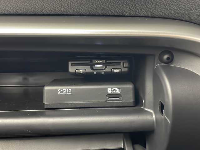 三菱 エクリプス クロス ＰＨＥＶ P 秋田県 2024(令6)年 0.4万km アメジストブラック 4WD/三菱e-Assist/純正メモリナビ/　（AM/FM/BT/TV）/全方位カメラ/パドルシフト/レーダークルーズコントロール/ヘッドアップディスプレイ（HUD）/純正前後ドライブレコーダー/前後コーナーセンサー/電動リアゲート/運転席パワーシート/全席シートヒーター/ステアリングヒーター/プッシュスタート/ETC/LEDヘッドライト/オートライト/スマートキー/スペアキー