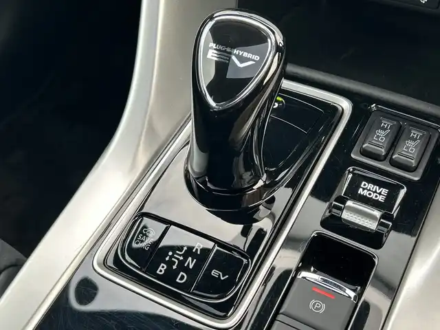 三菱 エクリプス クロス ＰＨＥＶ P 千葉県 2024(令6)年 0.4万km アメジストブラック サンルーフ/4WD/三菱e-Assist/純正メモリナビ/全方位カメラ/パドルシフト/レーダークルーズコントロール/ヘッドアップディスプレイ（HUD）/純正前後ドライブレコーダー/前後コーナーセンサー/電動リアゲート/運転席パワーシート/シートヒーター/ステアリングヒーター/プッシュスタート/ETC/LEDヘッドライト/オートライト/スマートキー/スペアキー