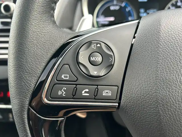 三菱 エクリプス クロス ＰＨＥＶ P 千葉県 2024(令6)年 0.4万km アメジストブラック サンルーフ/4WD/三菱e-Assist/純正メモリナビ/全方位カメラ/パドルシフト/レーダークルーズコントロール/ヘッドアップディスプレイ（HUD）/純正前後ドライブレコーダー/前後コーナーセンサー/電動リアゲート/運転席パワーシート/シートヒーター/ステアリングヒーター/プッシュスタート/ETC/LEDヘッドライト/オートライト/スマートキー/スペアキー