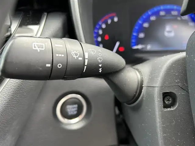 トヨタ カローラ スポーツ G スタイルパッケージ 栃木県 2020(令2)年 2.5万km プラチナホワイトパールマイカ トヨタセーフティセンス/純正ナビ/フルセグTV/Bluetooth/USB/バックカメラ/ビルトインETC/前席シートヒーター/アダプティブクルーズコントロール/スマートキー×2/プッシュスタート/ステアリングリモコン/LEDオートライト/LEDフォグランプ/純正16インチAW/アイドリングストップ/横滑り防止装置/電動格納ミラー/ドアバイザー/パドルシフト/ワイヤレス充電/クリアランスソナーウィンカーミラー