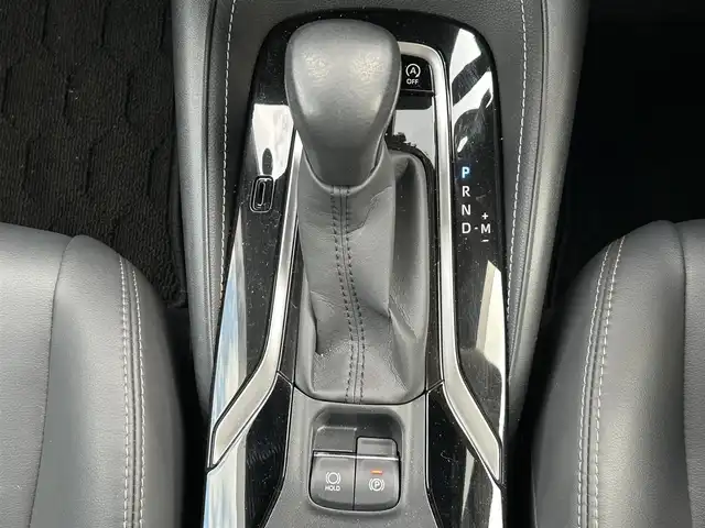 トヨタ カローラ スポーツ G スタイルパッケージ 栃木県 2020(令2)年 2.5万km プラチナホワイトパールマイカ トヨタセーフティセンス/純正ナビ/フルセグTV/Bluetooth/USB/バックカメラ/ビルトインETC/前席シートヒーター/アダプティブクルーズコントロール/スマートキー×2/プッシュスタート/ステアリングリモコン/LEDオートライト/LEDフォグランプ/純正16インチAW/アイドリングストップ/横滑り防止装置/電動格納ミラー/ドアバイザー/パドルシフト/ワイヤレス充電/クリアランスソナーウィンカーミラー