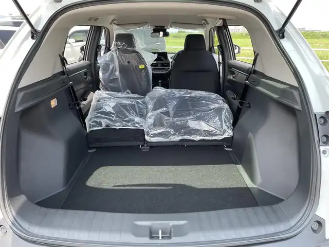 ホンダ ＷＲ－Ｖ X 佐賀県 2025(令7)年 0.1千km プラチナホワイトパール 登録済未使用車/登録時走行距離36km/Honda SENSING 全車標準装備/・衝突軽減ブレーキ（対歩行者・対車両）/・誤発進抑制機能（前後）/・ACC（アダプティブクルーズコントロール）/・車線維持支援システム（LKAS）/・路外逸脱抑制機能/・先行車発進お知らせ機能/・オートハイビーム/ホンダコネクトforギャザズナビパッケージ/スマートキー/・スペアキー1本