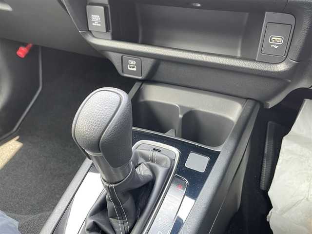 ホンダ ＷＲ－Ｖ X 佐賀県 2025(令7)年 0.1千km プラチナホワイトパール 登録時走行距離42km/純正8インチディスプレイオーディオ/・AM/FM/USB/Bluetooth/・Apple Car Play/Android Auto/バックカメラ/ISOFIX対応/パドルシフト/ステアリングリモコン/純正LEDヘッドライト/・オートマチックハイビーム/新車保証書/記録簿/取扱説明書/スペアキー１本/ホンダセンシング/・アダプティブクルーズコントロール/・衝突被害軽減ブレーキ/・路外逸脱抑制機能/・踏み間違い衝突軽減システム/・パーキングセンサー