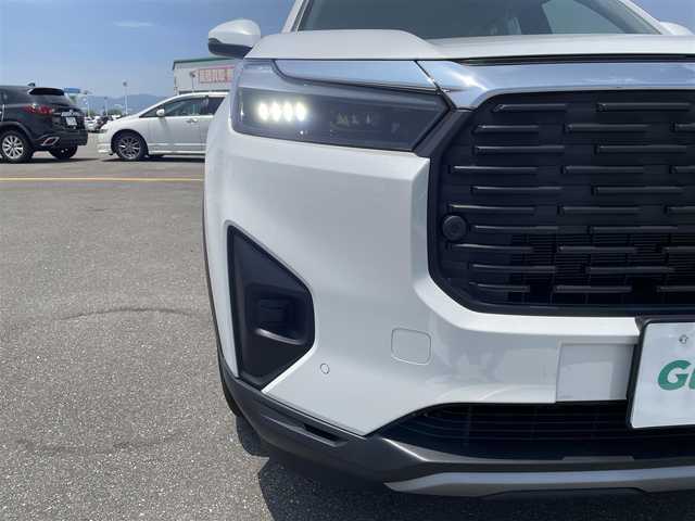 ホンダ ＷＲ－Ｖ X 佐賀県 2025(令7)年 0.1千km プラチナホワイトパール 登録時走行距離42km/純正8インチディスプレイオーディオ/・AM/FM/USB/Bluetooth/・Apple Car Play/Android Auto/バックカメラ/ISOFIX対応/パドルシフト/ステアリングリモコン/純正LEDヘッドライト/・オートマチックハイビーム/新車保証書/記録簿/取扱説明書/スペアキー１本/ホンダセンシング/・アダプティブクルーズコントロール/・衝突被害軽減ブレーキ/・路外逸脱抑制機能/・踏み間違い衝突軽減システム/・パーキングセンサー