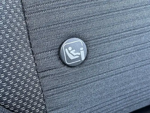 ホンダ ＷＲ－Ｖ X 佐賀県 2025(令7)年 0.1千km プラチナホワイトパール 登録時走行距離42km/純正8インチディスプレイオーディオ/・AM/FM/USB/Bluetooth/・Apple Car Play/Android Auto/バックカメラ/ISOFIX対応/パドルシフト/ステアリングリモコン/純正LEDヘッドライト/・オートマチックハイビーム/新車保証書/記録簿/取扱説明書/スペアキー１本/ホンダセンシング/・アダプティブクルーズコントロール/・衝突被害軽減ブレーキ/・路外逸脱抑制機能/・踏み間違い衝突軽減システム/・パーキングセンサー