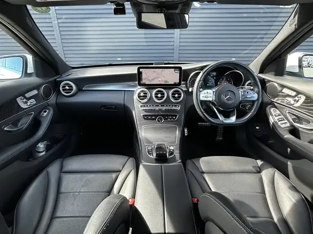 メルセデス・ベンツ Ｃ２２０ｄ ステーションワゴン アバンギャルドAMGライン 茨城県 2018(平30)年 4.2万km ダイヤモンドホワイト 後期型 /RSP /ACC /黒革 /シートヒーター /ナビ /TV/BT/CarPlay /LED /レーンキープアシスト /ブラインドスポットアシスト /パワーテールゲート /M付パワーシート /パドルシフト /ETC2.0 /キーレスゴー /ドラレコ /純正18インチAW /ルーフレール /禁煙車