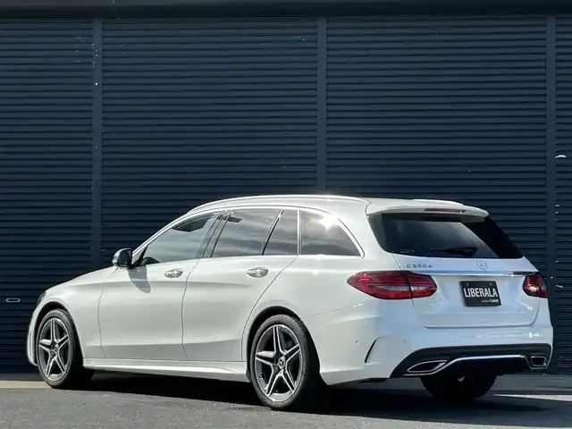メルセデス・ベンツ Ｃ２２０ｄ ステーションワゴン アバンギャルドAMGライン 茨城県 2018(平30)年 4.2万km ダイヤモンドホワイト 後期型 /RSP /ACC /黒革 /シートヒーター /ナビ /TV/BT/CarPlay /LED /レーンキープアシスト /ブラインドスポットアシスト /パワーテールゲート /M付パワーシート /パドルシフト /ETC2.0 /キーレスゴー /ドラレコ /純正18インチAW /ルーフレール /禁煙車