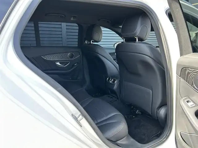 メルセデス・ベンツ Ｃ２２０ｄ ステーションワゴン アバンギャルドAMGライン 茨城県 2018(平30)年 4.2万km ダイヤモンドホワイト 後期型 /RSP /ACC /黒革 /シートヒーター /ナビ /TV/BT/CarPlay /LED /レーンキープアシスト /ブラインドスポットアシスト /パワーテールゲート /M付パワーシート /パドルシフト /ETC2.0 /キーレスゴー /ドラレコ /純正18インチAW /ルーフレール /禁煙車
