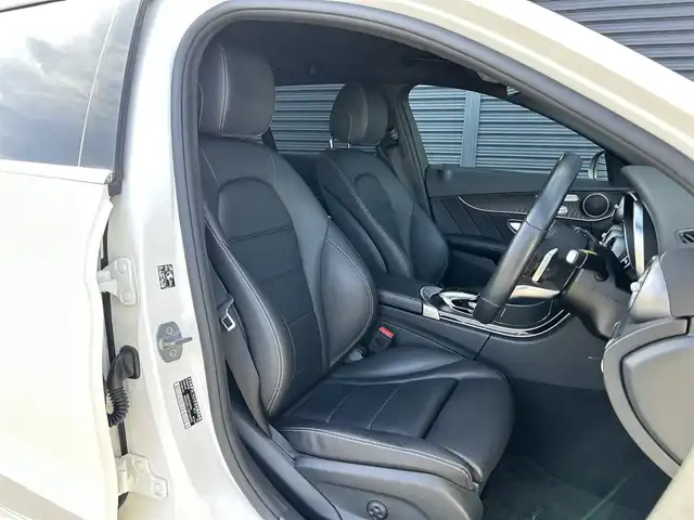 メルセデス・ベンツ Ｃ２２０ｄ ステーションワゴン アバンギャルドAMGライン 茨城県 2018(平30)年 4.2万km ダイヤモンドホワイト 後期型 /RSP /ACC /黒革 /シートヒーター /ナビ /TV/BT/CarPlay /LED /レーンキープアシスト /ブラインドスポットアシスト /パワーテールゲート /M付パワーシート /パドルシフト /ETC2.0 /キーレスゴー /ドラレコ /純正18インチAW /ルーフレール /禁煙車