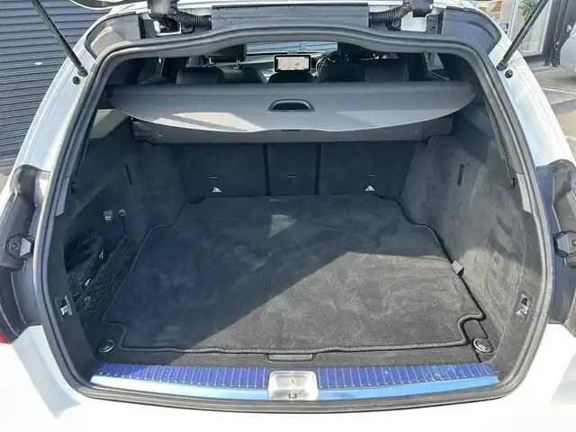 メルセデス・ベンツ Ｃ２２０ｄ ステーションワゴン アバンギャルドAMGライン 茨城県 2018(平30)年 4.2万km ダイヤモンドホワイト 後期型 /RSP /ACC /黒革 /シートヒーター /ナビ /TV/BT/CarPlay /LED /レーンキープアシスト /ブラインドスポットアシスト /パワーテールゲート /M付パワーシート /パドルシフト /ETC2.0 /キーレスゴー /ドラレコ /純正18インチAW /ルーフレール /禁煙車