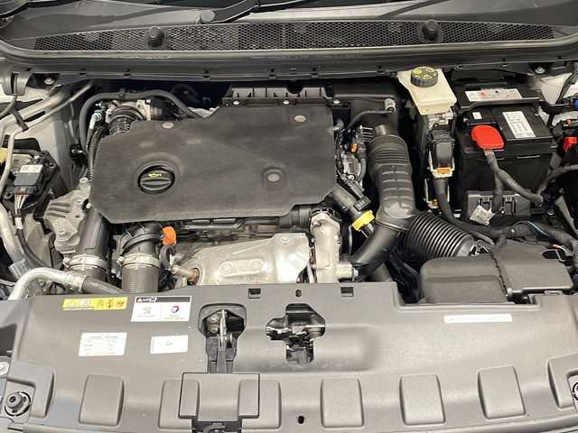 プジョー ３０８ GT ブルーHDi 新潟県 2020(令2)年 4.7万km ネイクルホワイト ワンオーナー/フルLEDヘッドライト/インテリジェントハイビーム/ワイドバックアイカメラ/アクティブクルーズコントロール/フロント＆バックソナー/レーンキープアシスト/7インチタッチスクリーン/・Bluetooth/・AppleCarPlay/・AndroidAuto/ETC/保証書/取扱説明書/スペアキー