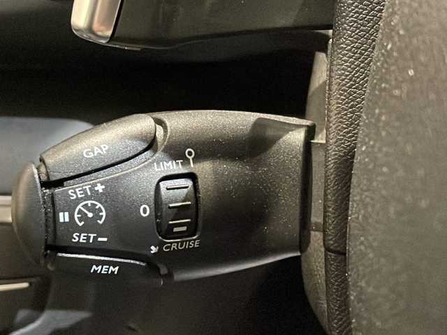 プジョー ３０８ GT ブルーHDi 新潟県 2020(令2)年 4.7万km ネイクルホワイト ワンオーナー/フルLEDヘッドライト/インテリジェントハイビーム/ワイドバックアイカメラ/アクティブクルーズコントロール/フロント＆バックソナー/レーンキープアシスト/7インチタッチスクリーン/・Bluetooth/・AppleCarPlay/・AndroidAuto/ETC/保証書/取扱説明書/スペアキー
