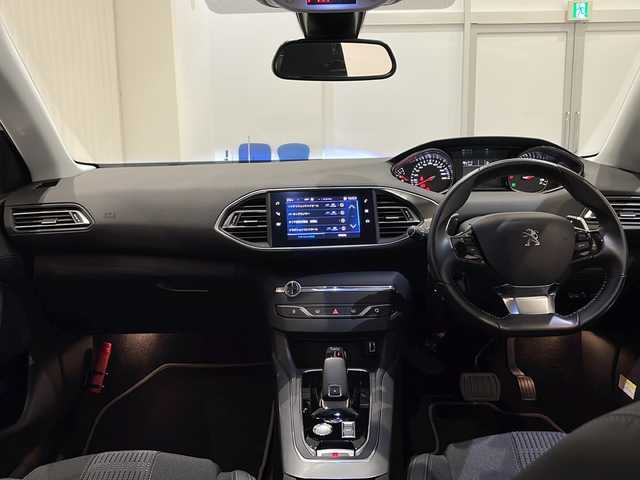 プジョー ３０８ GT ブルーHDi 新潟県 2020(令2)年 4.7万km ネイクルホワイト ワンオーナー/フルLEDヘッドライト/インテリジェントハイビーム/ワイドバックアイカメラ/アクティブクルーズコントロール/フロント＆バックソナー/レーンキープアシスト/7インチタッチスクリーン/・Bluetooth/・AppleCarPlay/・AndroidAuto/ETC/保証書/取扱説明書/スペアキー