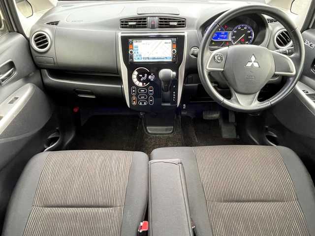 三菱 ｅＫカスタム G 広島県 2014(平26)年 3.9万km シルキーホワイト メモリナビ/フルセグテレビ/【Bluetooth/USB/CD/DVD/iPod】/全周囲カメラ/ドライブレコーダー（前のみ）/ETC/アイドリングストップ/ウィンカーミラー/ドアバイザー/プッシュスタート/HIDヘッドライト/電動格納ミラー