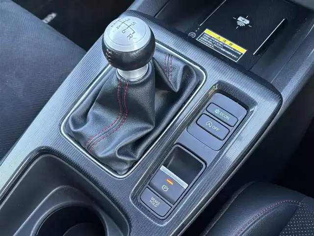 ホンダ シビック EX 大分県 2021(令3)年 5.5万km プラチナホワイトパール ・ナビ(BT/USB/apple)/・純正リアスポイラー/・無限マフラー/・BOSE/・バックカメラ/・フルセグテレビ/・ホンダセンシング/・ブラインドスポットモニター/・コーナーセンサー/・レーダークルーズコントロール/・パワーシート/・シートヒーター/・ETC 2.0/・ブレーキホールド/・置くだけ充電/・ドライブレコーダー/・スマートキー/・プッシュスタート