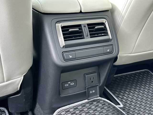 マツダ ＣＸ－６０ XD エクスクルーシブモード 千葉県 2023(令5)年 3.1万km ジェットブラックマイカ ドライバーパーソナライゼーションシステムＰＫＧ　サンルーフ　革　ナビ　全方位カメラ　ＥＴＣ　ドラレコ　ＴＶ　電動リアゲート　ＢＴ　アップルカープレイ　１００Ｖ充電　追従クルコン　温冷シート　電動シート