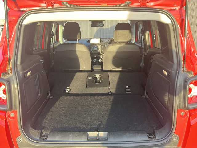 クライスラー・ジープ ジープ レネゲード トレイルホーク 青森県 2015(平27)年 17.5万km 赤 Carrozzeria製ポータブルメモリーナビ（AVIC-MRP600）/１７インチ純正AW付サマータイヤ積載/４WD/革巻きステアリング/ワンセグテレビ/バックカメラ/後方コーナーセンサー/ABS/横滑り防止装置/ダウンヒルアシストコントロール/車線逸脱防止/オートライト/純正フロアマット/MTモード付AT/クルーズコントロール/ETC/ダブルエアバッグ/ルーフレール