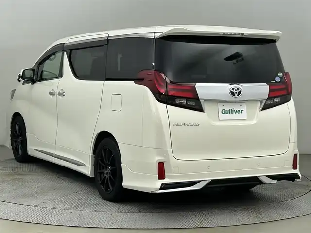 トヨタ アルファード S Cパッケージ 道央・札幌 2016(平28)年 7.1万km ラグジュアリーホワイトパールクリスタルシャインガラスフレーク ・４WD/・寒冷地仕様/・モデリスタエアロ/・モデリスタグリル/・純正SDナビ/　CD／DVD／Bluetooth／フルセグ/・純正フリップダウンモニター/・純正ビルトインETC/・社外前後ドライブレコーダー/・純正エンジンスターター/・両側パワースライドドア/・電動リアゲート/・クルーズコントロール/・アイドリングストップ/・横滑り防止装置/・ステアリングヒーター/・前後コーナーセンサー/・オートブレーキホールド/・パワーシート/・運転席シートメモリー/・自動防眩ミラー/・LEDヘッドライト/・フォグライト/・スマートキー/・プッシュスタート