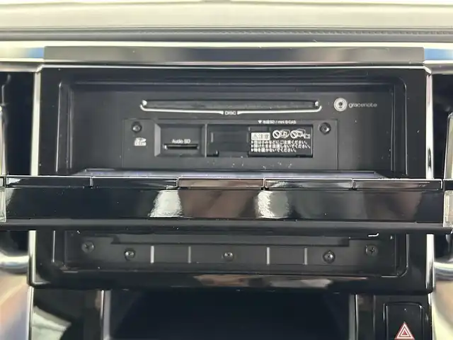 トヨタ アルファード S Cパッケージ 道央・札幌 2016(平28)年 7.1万km ラグジュアリーホワイトパールクリスタルシャインガラスフレーク ・４WD/・寒冷地仕様/・モデリスタエアロ/・モデリスタグリル/・純正SDナビ/　CD／DVD／Bluetooth／フルセグ/・純正フリップダウンモニター/・純正ビルトインETC/・社外前後ドライブレコーダー/・純正エンジンスターター/・両側パワースライドドア/・電動リアゲート/・クルーズコントロール/・アイドリングストップ/・横滑り防止装置/・ステアリングヒーター/・前後コーナーセンサー/・オートブレーキホールド/・パワーシート/・運転席シートメモリー/・自動防眩ミラー/・LEDヘッドライト/・フォグライト/・スマートキー/・プッシュスタート