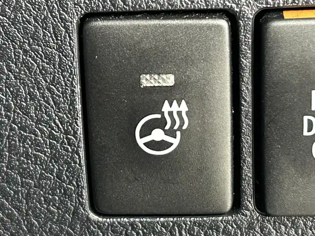 トヨタ アルファード S Cパッケージ 道央・札幌 2016(平28)年 7.1万km ラグジュアリーホワイトパールクリスタルシャインガラスフレーク ・４WD/・寒冷地仕様/・モデリスタエアロ/・モデリスタグリル/・純正SDナビ/　CD／DVD／Bluetooth／フルセグ/・純正フリップダウンモニター/・純正ビルトインETC/・社外前後ドライブレコーダー/・純正エンジンスターター/・両側パワースライドドア/・電動リアゲート/・クルーズコントロール/・アイドリングストップ/・横滑り防止装置/・ステアリングヒーター/・前後コーナーセンサー/・オートブレーキホールド/・パワーシート/・運転席シートメモリー/・自動防眩ミラー/・LEDヘッドライト/・フォグライト/・スマートキー/・プッシュスタート