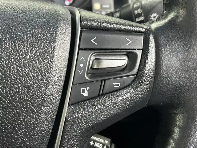 トヨタ アルファード S Cパッケージ 道央・札幌 2016(平28)年 7.1万km ラグジュアリーホワイトパールクリスタルシャインガラスフレーク ・４WD/・寒冷地仕様/・モデリスタエアロ/・モデリスタグリル/・純正SDナビ/　CD／DVD／Bluetooth／フルセグ/・純正フリップダウンモニター/・純正ビルトインETC/・社外前後ドライブレコーダー/・純正エンジンスターター/・両側パワースライドドア/・電動リアゲート/・クルーズコントロール/・アイドリングストップ/・横滑り防止装置/・ステアリングヒーター/・前後コーナーセンサー/・オートブレーキホールド/・パワーシート/・運転席シートメモリー/・自動防眩ミラー/・LEDヘッドライト/・フォグライト/・スマートキー/・プッシュスタート