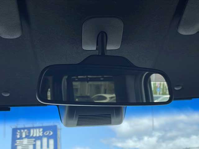ホンダ Ｎ ＢＯＸ カスタム G L ホンダセンシング 青森県 2017(平29)年 5万km プレミアムホワイトパールⅡ 4WD/社外SDナビ・フルセグTV/CD・DVD・Bluetooth・SD/バックカメラ/両側パワースライドドア/ビルトインETC/前席シートヒーター/ホンダセンシング/衝突軽減ブレーキ/追従クルーズコントロール/レーンキープアシスト/オートハイビーム/サイドカーテンエアバック/コーナーセンサー/LEDヘッドライト/LEDフォグライト/スマートキー