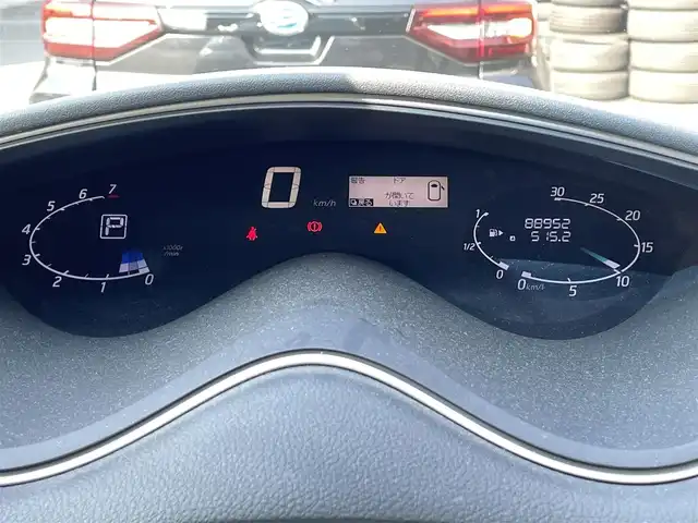日産 セレナ HWS S HV Vセレ +Sefty Aセーフ 滋賀県 2015(平27)年 8.9万km ダイヤモンドブラック 純正9インチナビ/(CD/DVD/フルセグ/Bluetooth)/アラウンドビューモニター/フリップダウンモニター/両側電動/アイドリングストップ/ETC/LEDヘッドライト/オートライト