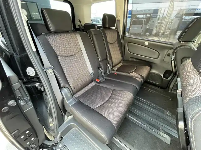 日産 セレナ HWS S HV Vセレ +Sefty Aセーフ 滋賀県 2015(平27)年 8.9万km ダイヤモンドブラック 純正9インチナビ/(CD/DVD/フルセグ/Bluetooth)/アラウンドビューモニター/フリップダウンモニター/両側電動/アイドリングストップ/ETC/LEDヘッドライト/オートライト