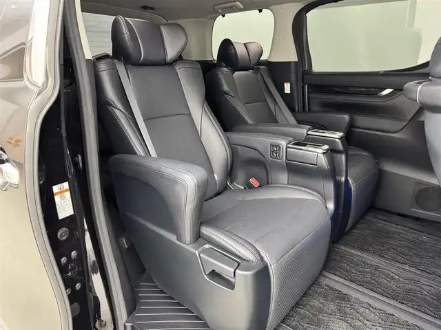 トヨタ ヴェルファイア Z Gエディション 福岡県 2018(平30)年 7.4万km バーニングブラッククリスタルシャインガラスフレーク 純正９型ナビ、フルセグTV/バックカメラ　/デジタルルームミラー　/ビルトインETC/レーダークルコン　/コーナーセンサー/衝突被害軽減ブレーキ　/レーンキープ　/ＰＫＳＢ　/オートマチックハイビーム/シートベンチレーション／ヒーター　/ステアリングヒーター　/両側電動スライドドア　/パワーバックドア
