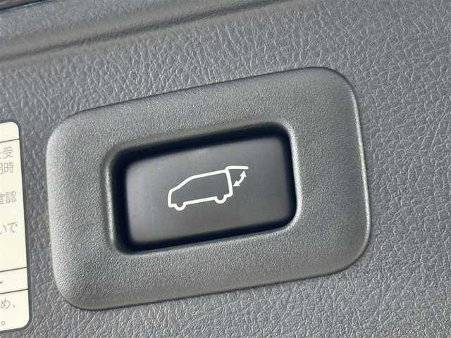 トヨタ ヴェルファイア Z Gエディション 福岡県 2018(平30)年 7.3万km バーニングブラッククリスタルシャインガラスフレーク 純正９型ナビ、フルセグTV/バックカメラ　/デジタルルームミラー　/ビルトインETC/レーダークルコン　/コーナーセンサー/衝突被害軽減ブレーキ　/レーンキープ　/ＰＫＳＢ　/オートマチックハイビーム/シートベンチレーション／ヒーター　/ステアリングヒーター　/両側電動スライドドア　/パワーバックドア