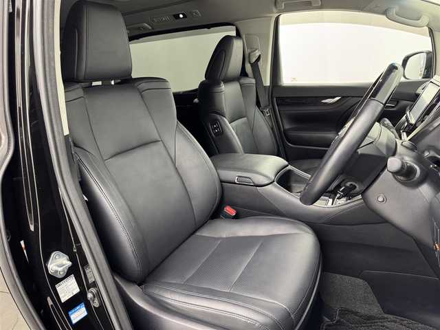 トヨタ ヴェルファイア Z Gエディション 福岡県 2018(平30)年 7.3万km バーニングブラッククリスタルシャインガラスフレーク 純正９型ナビ、フルセグTV/バックカメラ　/デジタルルームミラー　/ビルトインETC/レーダークルコン　/コーナーセンサー/衝突被害軽減ブレーキ　/レーンキープ　/ＰＫＳＢ　/オートマチックハイビーム/シートベンチレーション／ヒーター　/ステアリングヒーター　/両側電動スライドドア　/パワーバックドア