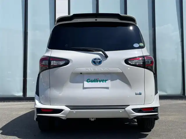 トヨタ シエンタ ハイブリッド G クエロ 大阪府 2020(令2)年 6万km ホワイトパールクリスタルシャイン クルーズコントロール /バックカメラ/ 純正ナビ /両側電動パワースライドドア　/Bluetooth　/フルセグテレビ　/メモリーナビ　/CD/DVD再生機能あり/ETC2.0　/純正フロアマット　/ハーフレザーシート　/レーンアシスト　/LEDヘッドライト