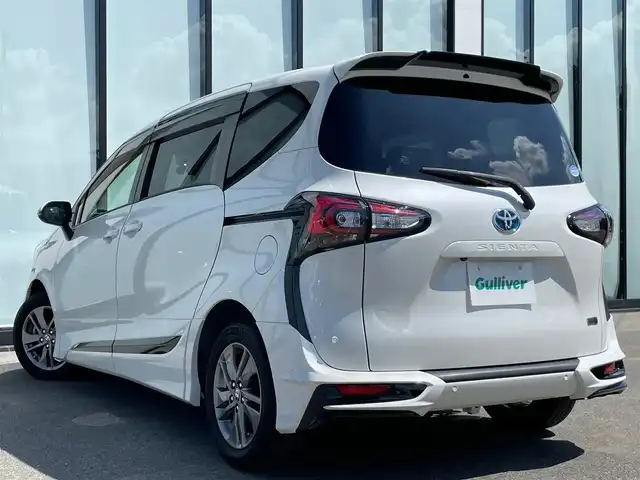 トヨタ シエンタ ハイブリッド G クエロ 大阪府 2020(令2)年 6万km ホワイトパールクリスタルシャイン クルーズコントロール /バックカメラ/ 純正ナビ /両側電動パワースライドドア　/Bluetooth　/フルセグテレビ　/メモリーナビ　/CD/DVD再生機能あり/ETC2.0　/純正フロアマット　/ハーフレザーシート　/レーンアシスト　/LEDヘッドライト