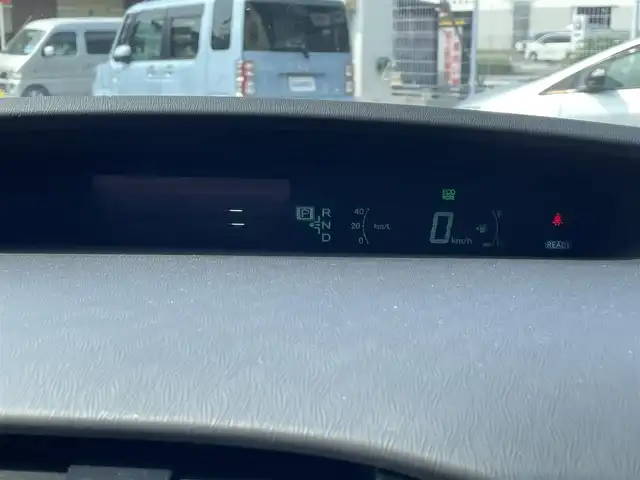 トヨタ プリウス S 大阪府 2013(平25)年 8.4万km ホワイトパールクリスタルシャイン (株)IDOMが運営する【じしゃロン東大阪店】の自社ローン専用車両になりますこちらは現金またはオートローンご利用時の価格です。自社ローンご希望の方は別途その旨お申付け下さい/9インチディスプレイオーディオ 【AJ002-OB】/(BT/GoogleMAP/動画再生/ラジオ)/モデリスタエアロ/車高調/バックカメラ/ドライブレコーダー/ETC/HIDヘッドライト/レザー調シートカバー/スマートキー＆プッシュスタート/アイドリングストップ/社外シフトノブ/社外18インチアルミホイール