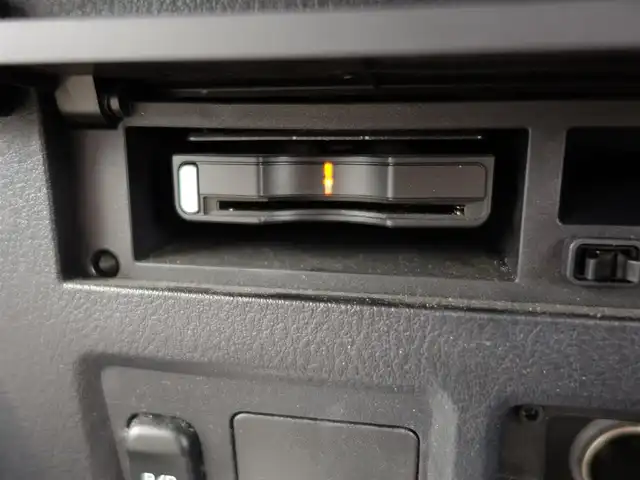 三菱 パジェロ ロング エクシード 山形県 2006(平18)年 10.1万km ウォームホワイトパール 4WD/純正フリップダウンモニター/ロックフォードアコースティックデザインプレミアムサウンドシステム/純正HDDナビ/　　【CD DVD フルセグ MSV】/バックカメラ/クルーズコントロール/HIDオートヘッドライト/17インチアルミホイール/ドライブレコーダー/ステアリングスイッチ/MTモード付AT/電動格納ウィンカーミラー/フォグランプ/リモコンキー/ETC