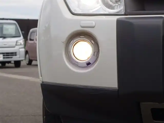 三菱 パジェロ ロング エクシード 山形県 2006(平18)年 10.1万km ウォームホワイトパール 4WD/純正フリップダウンモニター/ロックフォードアコースティックデザインプレミアムサウンドシステム/純正HDDナビ/　　【CD DVD フルセグ MSV】/バックカメラ/クルーズコントロール/HIDオートヘッドライト/17インチアルミホイール/ドライブレコーダー/ステアリングスイッチ/MTモード付AT/電動格納ウィンカーミラー/フォグランプ/リモコンキー/ETC