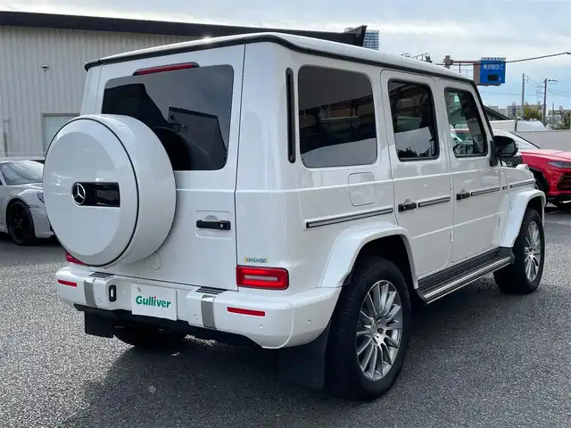 メルセデス・ベンツ ゲレンデヴァーゲン Ｇ４００ｄ AMGライン 神奈川県 2023(令5)年 0.6万km パール ワンオーナー/マヌファクトゥーアプログラム/AMGライン/ラグジュアリーパッケージ/サンルーフ/ブルメスターサウンド/レーダーセーフティパッケージ/黒革シート/純正メモリーナビ・地デジTV/純正USB/BT再生/360°カメラ/ETC2.0/純正前後ドライブレコーダー/前席パワーシート/エアシート/全席シートヒーター/レーダークルーズコントロール/PCS/LKA/BSM/標識認識/純正20インチAW/LEDライト/コーナーセンサー/パドルシフト/プッシュスタート/キーレス×2/R6/7年ディーラー整備記録/保証書・取説あり