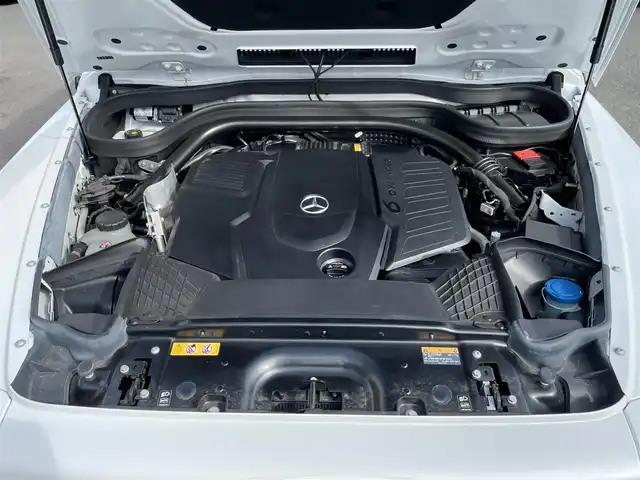メルセデス・ベンツ ゲレンデヴァーゲン Ｇ４００ｄ AMGライン 神奈川県 2023(令5)年 0.6万km パール ワンオーナー/マヌファクトゥーアプログラム/AMGライン/ラグジュアリーパッケージ/サンルーフ/ブルメスターサウンド/レーダーセーフティパッケージ/黒革シート/純正メモリーナビ・地デジTV/純正USB/BT再生/360°カメラ/ETC2.0/純正前後ドライブレコーダー/前席パワーシート/エアシート/全席シートヒーター/レーダークルーズコントロール/PCS/LKA/BSM/標識認識/純正20インチAW/LEDライト/コーナーセンサー/パドルシフト/プッシュスタート/キーレス×2/R6/7年ディーラー整備記録/保証書・取説あり