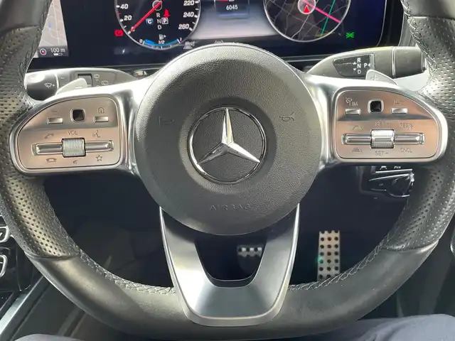 メルセデス・ベンツ ゲレンデヴァーゲン Ｇ４００ｄ AMGライン 神奈川県 2023(令5)年 0.6万km パール ワンオーナー/マヌファクトゥーアプログラム/AMGライン/ラグジュアリーパッケージ/サンルーフ/ブルメスターサウンド/レーダーセーフティパッケージ/黒革シート/純正メモリーナビ・地デジTV/純正USB/BT再生/360°カメラ/ETC2.0/純正前後ドライブレコーダー/前席パワーシート/エアシート/全席シートヒーター/レーダークルーズコントロール/PCS/LKA/BSM/標識認識/純正20インチAW/LEDライト/コーナーセンサー/パドルシフト/プッシュスタート/キーレス×2/R6/7年ディーラー整備記録/保証書・取説あり